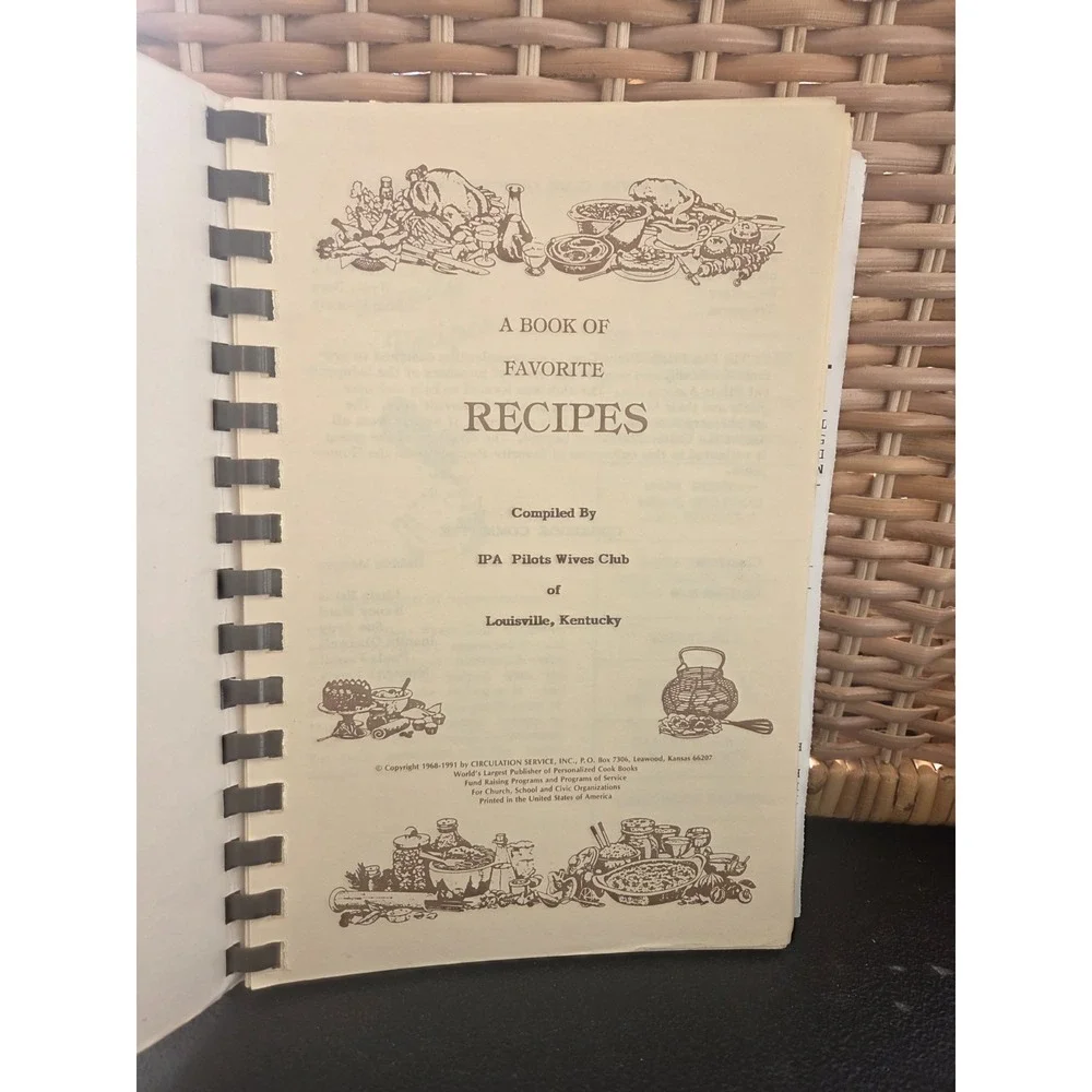 IPA Pilots‎ Wives Club Cookbook Louisville,  Kentucky 1993
